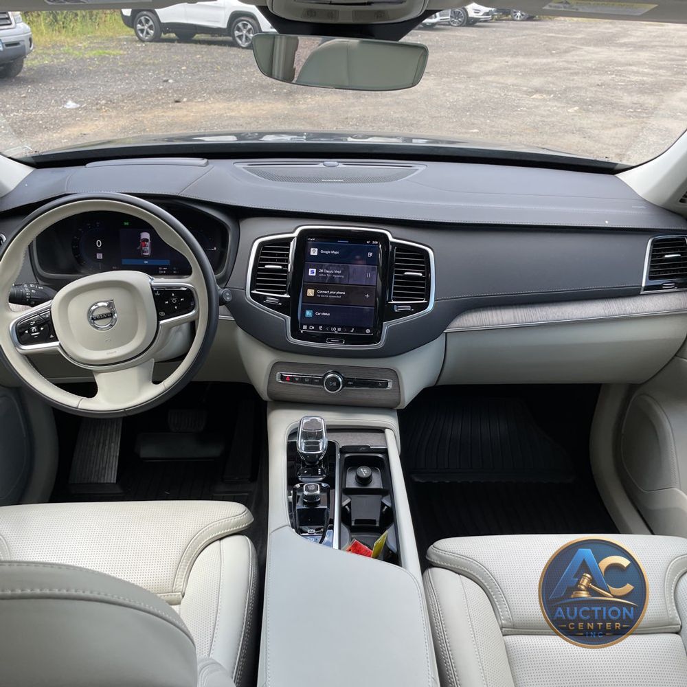 2024 Volvo XC90 T8 - Ultimate PHEV