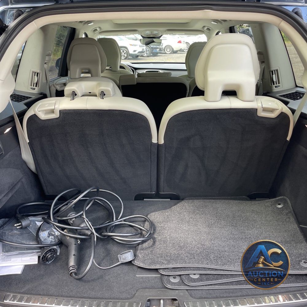 2024 Volvo XC90 T8 - Ultimate PHEV
