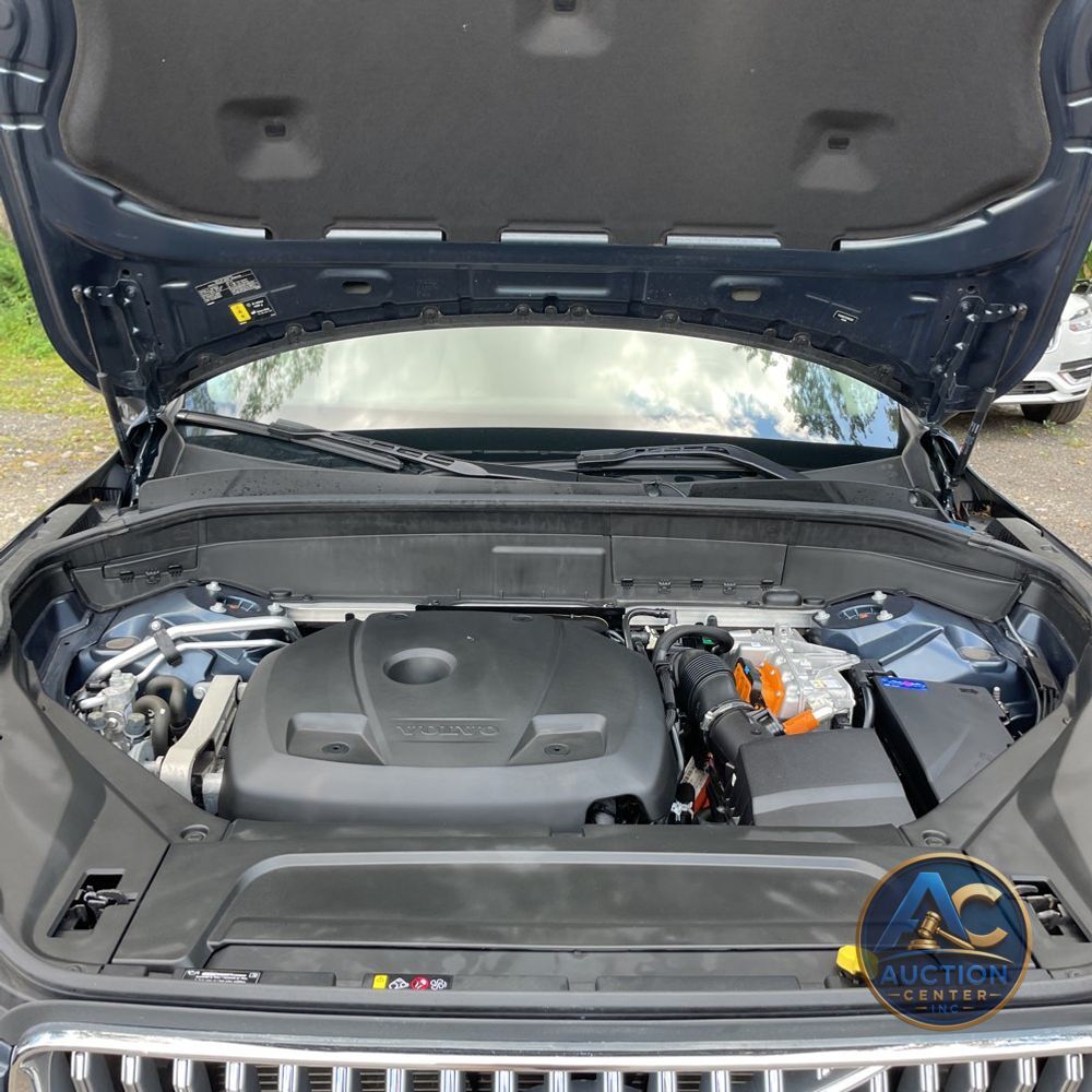 2024 Volvo XC90 T8 - Ultimate PHEV