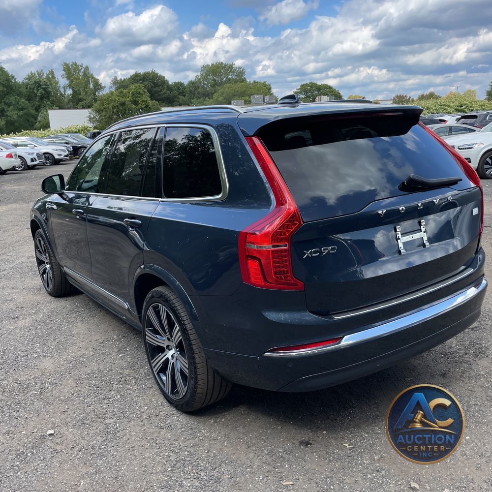 2024 Volvo XC90 T8 - Ultimate PHEV
