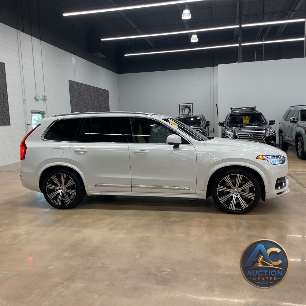 2024 Volvo XC90 T8 - Ultimate PHEV