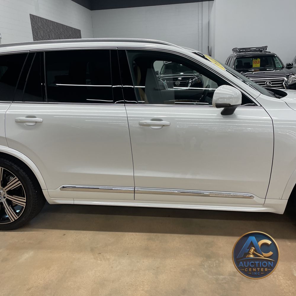 2024 Volvo XC90 T8 - Ultimate PHEV