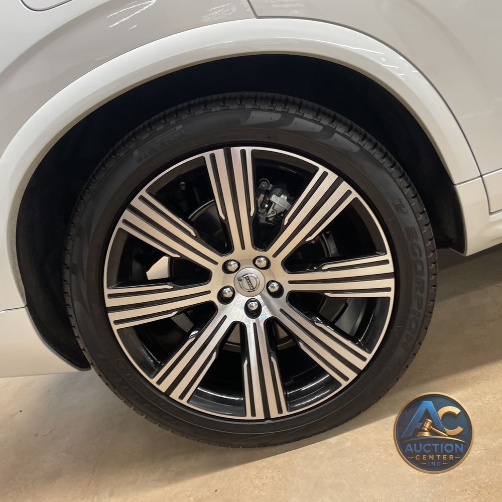 2024 Volvo XC90 T8 - Ultimate PHEV