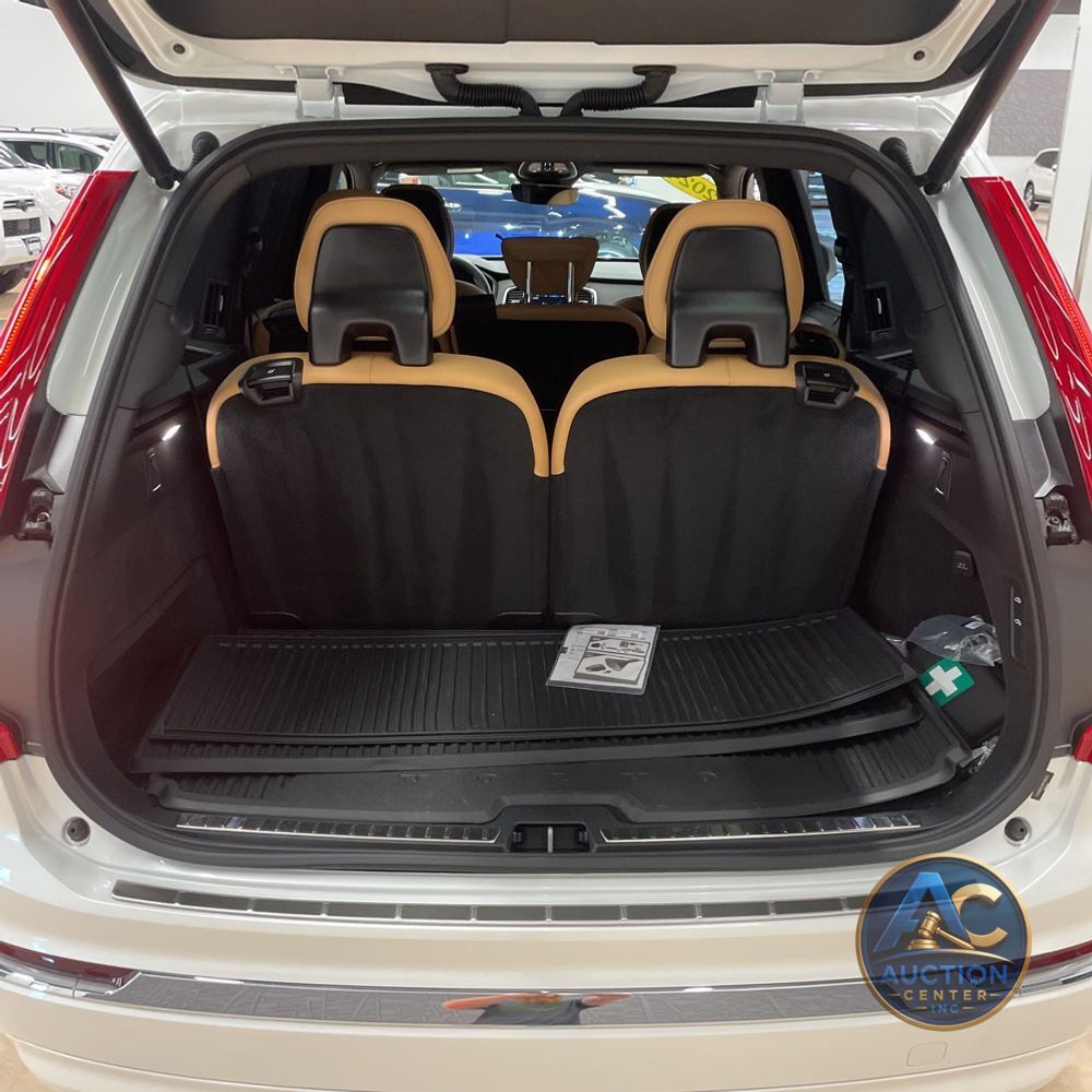 2024 Volvo XC90 T8 - Ultimate PHEV
