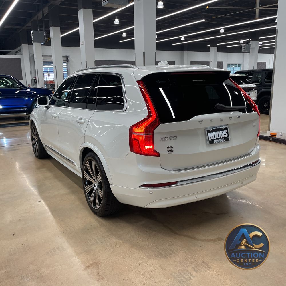 2024 Volvo XC90 T8 - Ultimate PHEV