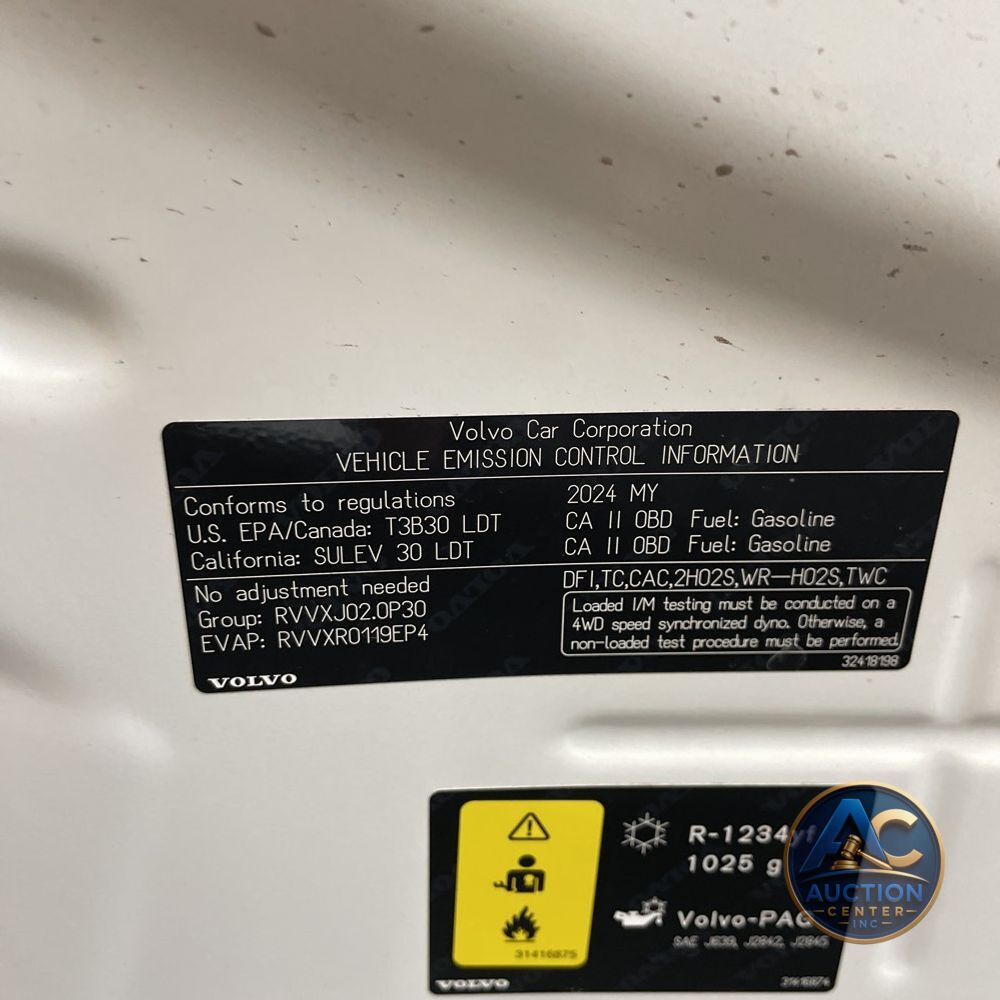 2024 Volvo XC90 T8 - Ultimate PHEV
