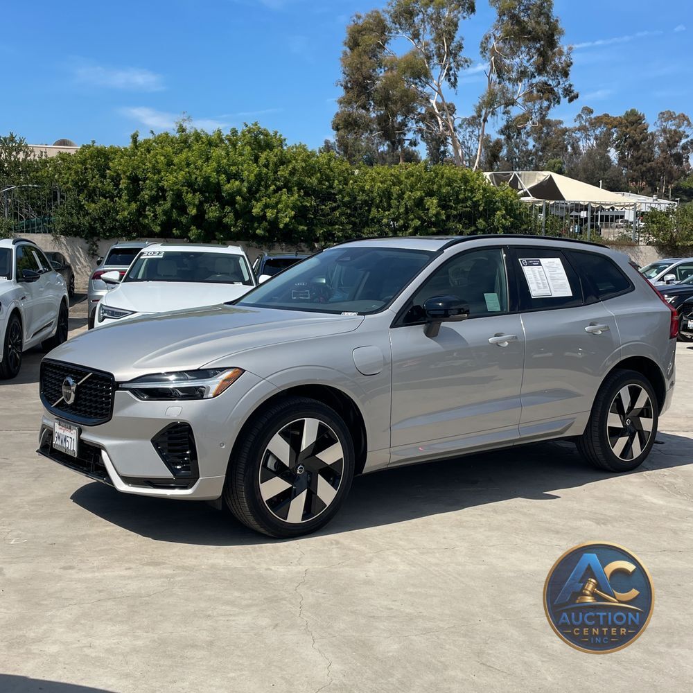 2024 Volvo XC60 T8 - Plus PHEV