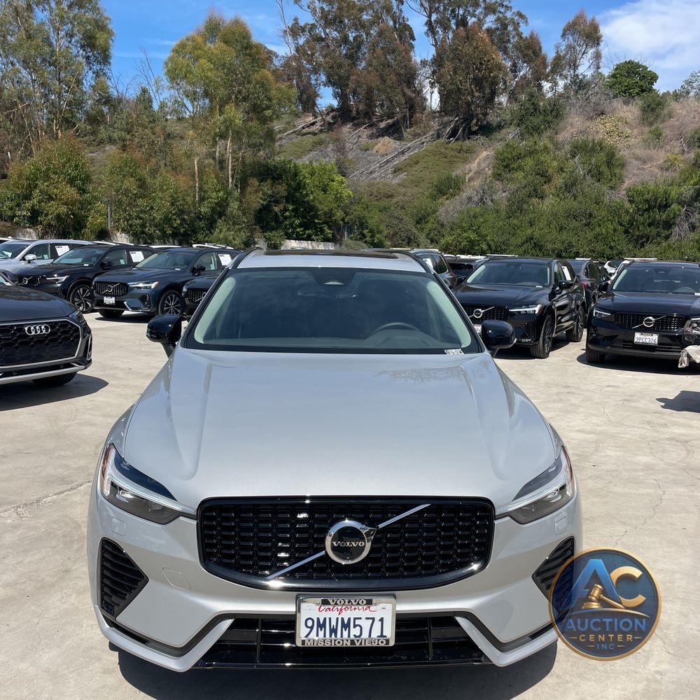 2024 Volvo XC60 T8 - Plus PHEV