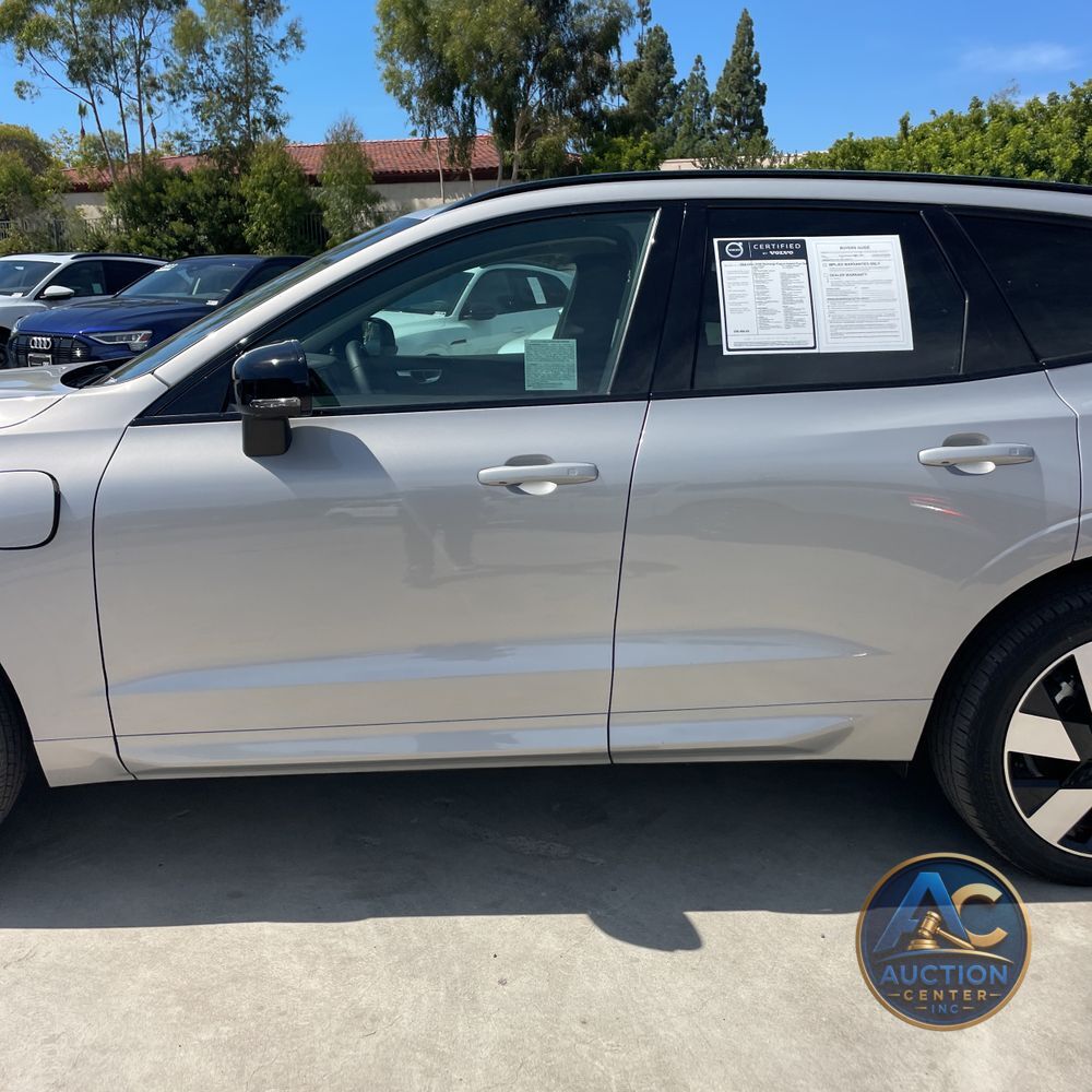 2024 Volvo XC60 T8 - Plus PHEV