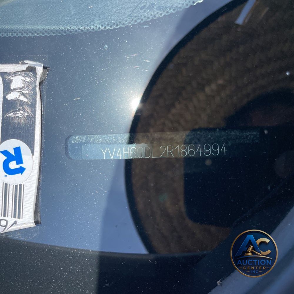 2024 Volvo XC60 T8 - Plus PHEV