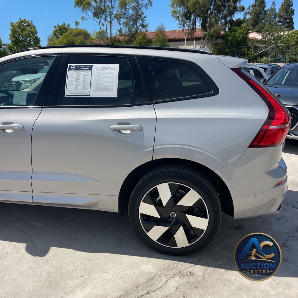 2024 Volvo XC60 T8 - Plus PHEV