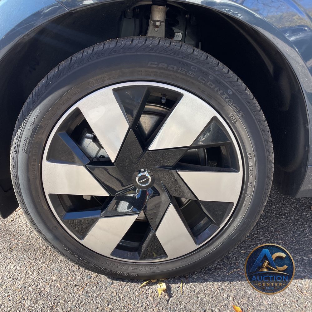 2024 Volvo XC60 T8 - Ultimate PHEV