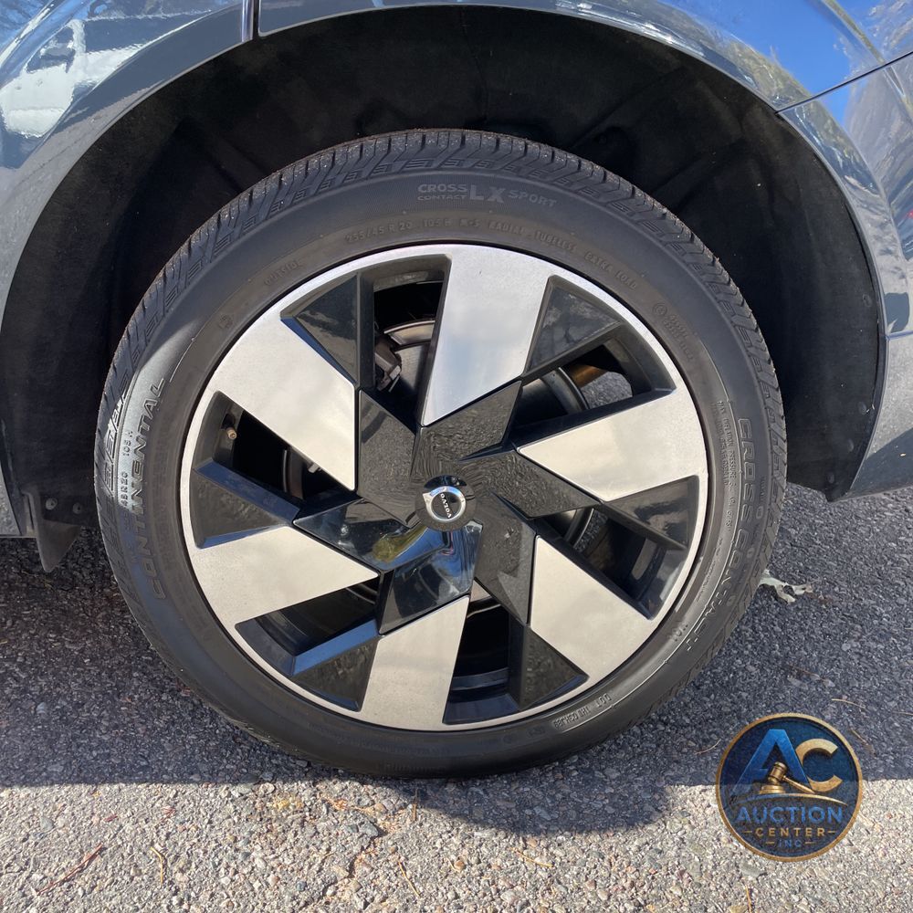 2024 Volvo XC60 T8 - Ultimate PHEV