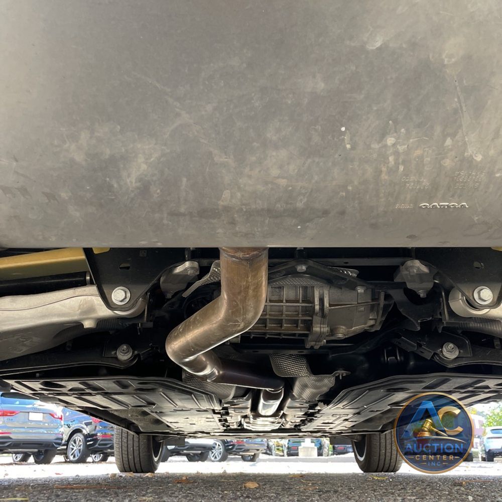 2024 Volvo XC60 T8 - Ultimate PHEV