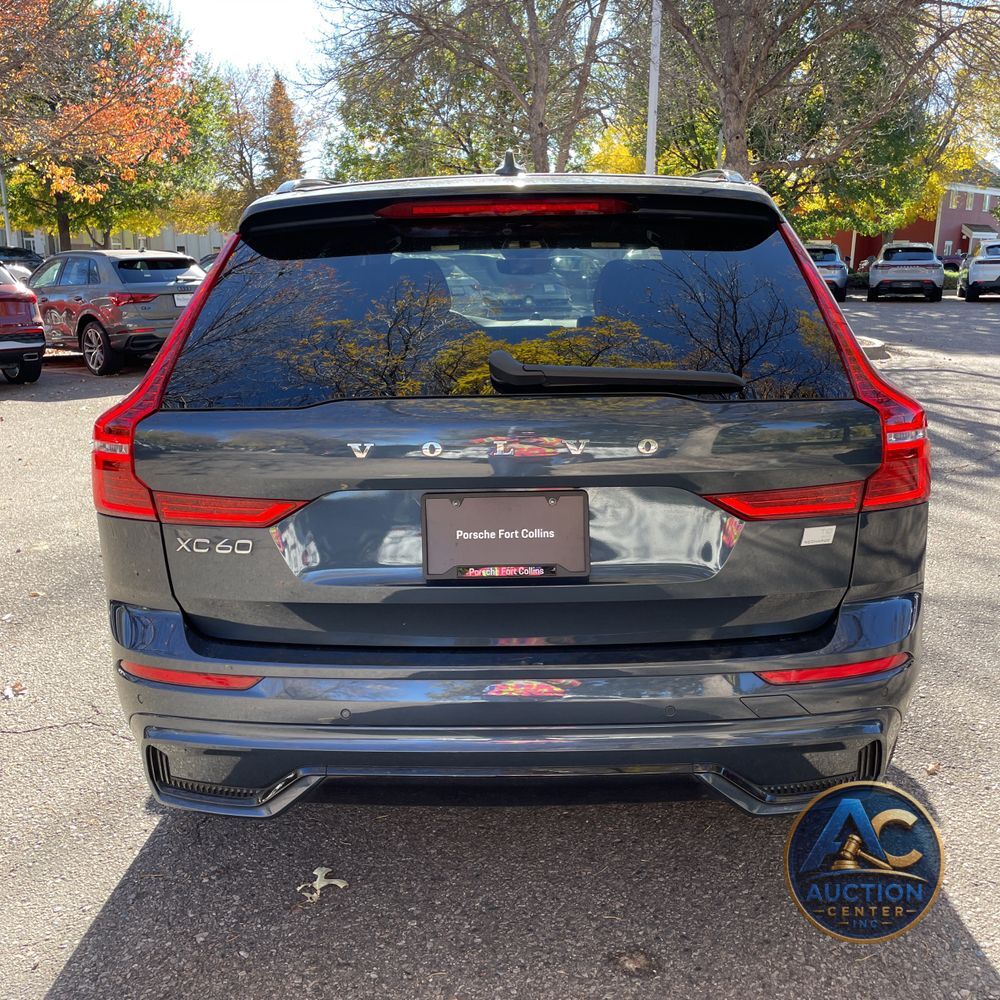 2024 Volvo XC60 T8 - Ultimate PHEV