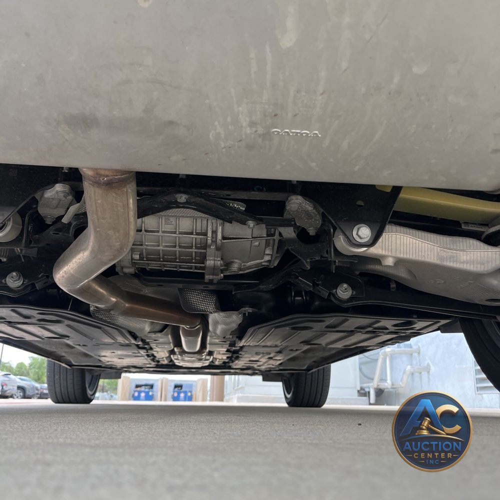 2024 Volvo XC60 T8 - Ultimate PHEV