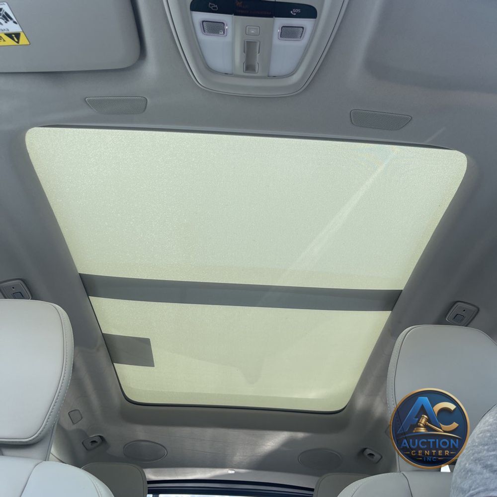 2024 Volvo XC60 T8 - Ultimate PHEV