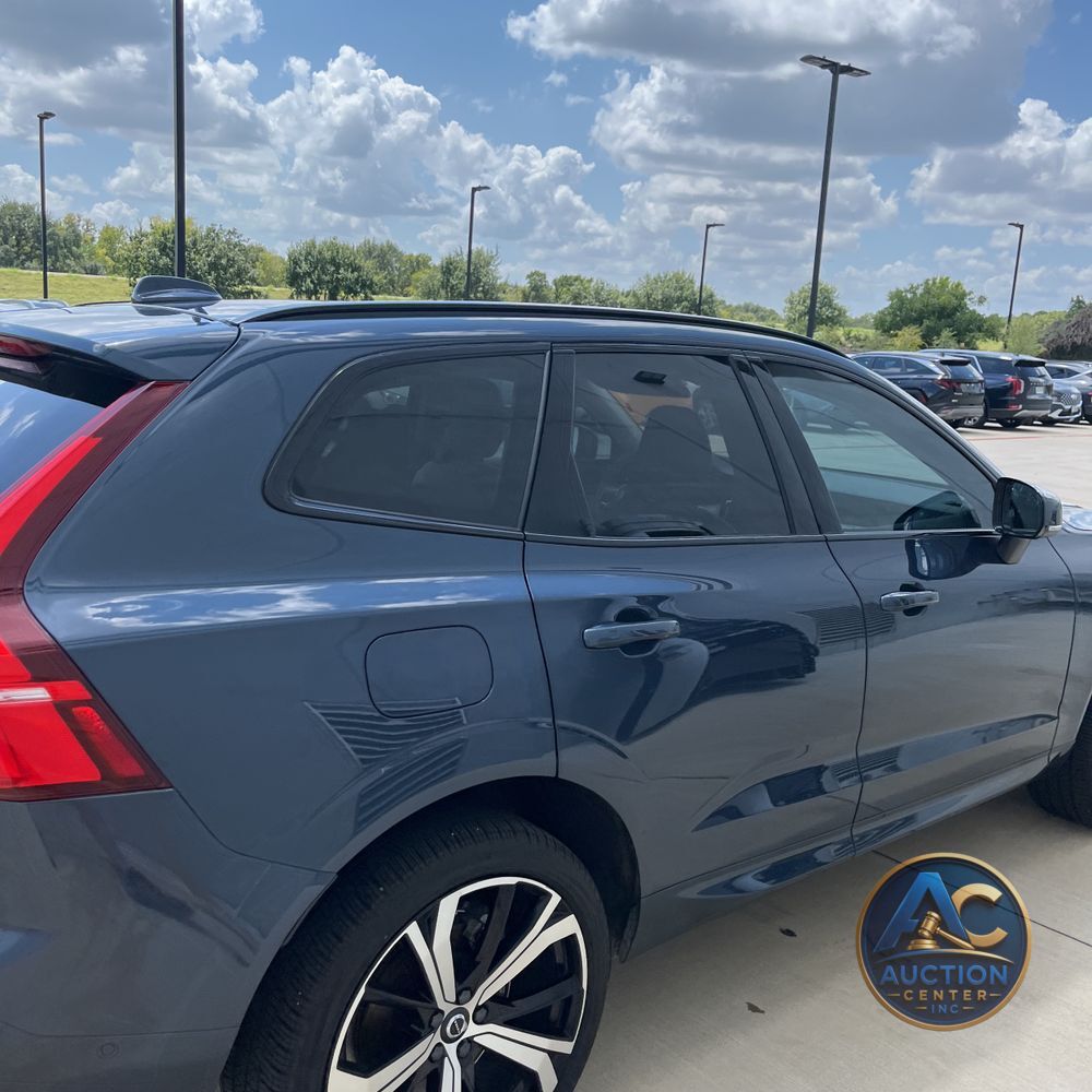 2024 Volvo XC60 T8 - Ultimate PHEV