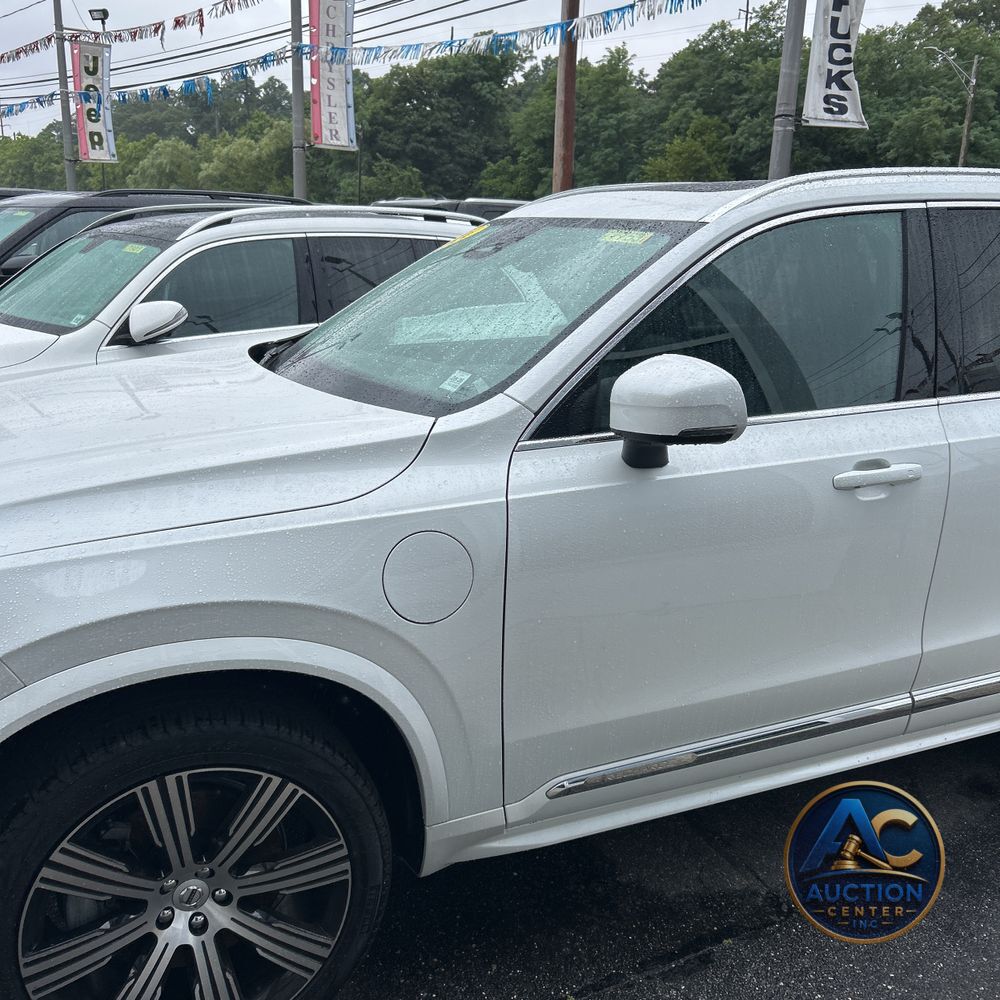 2024 Volvo XC90 T8 - Plus PHEV