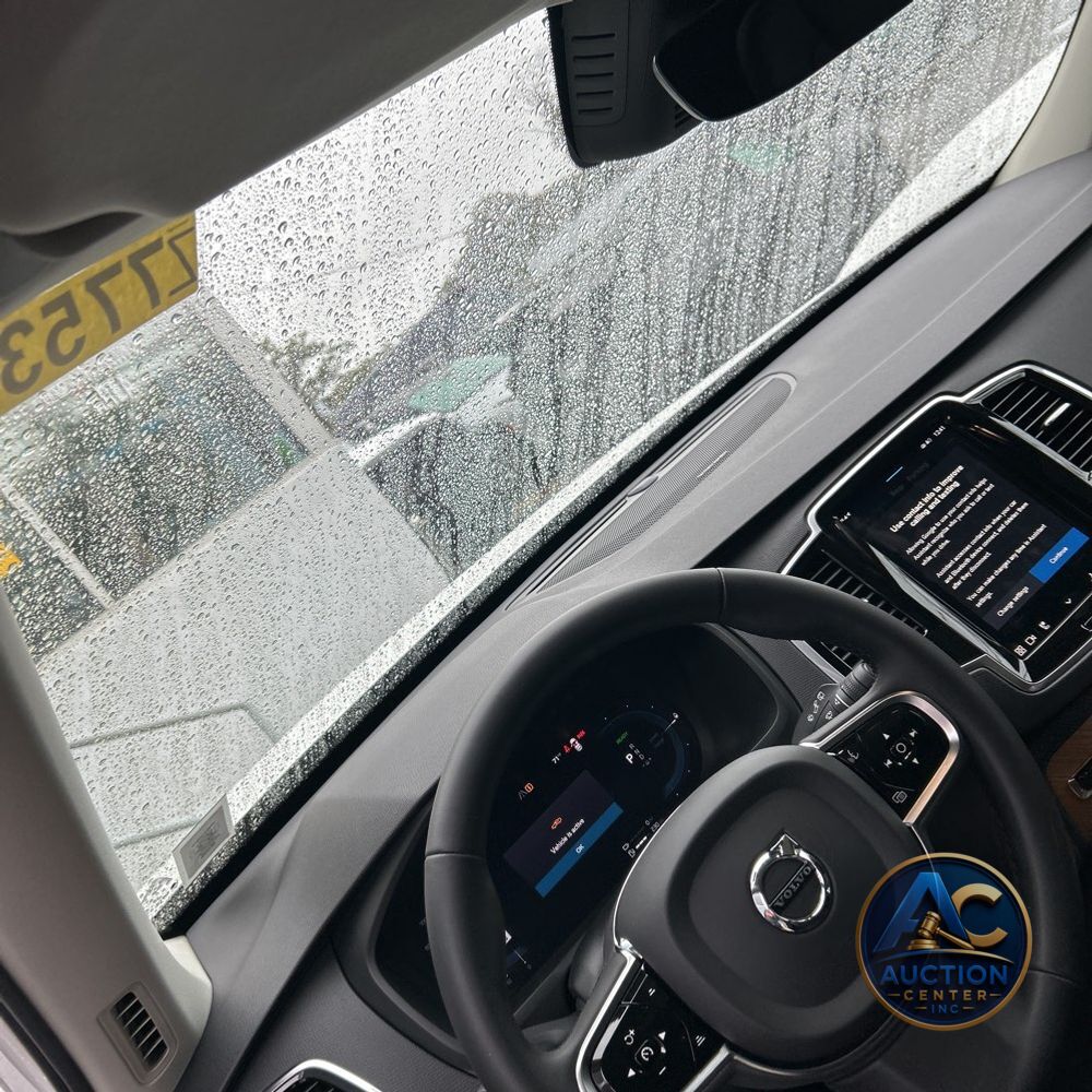 2024 Volvo XC90 T8 - Plus PHEV