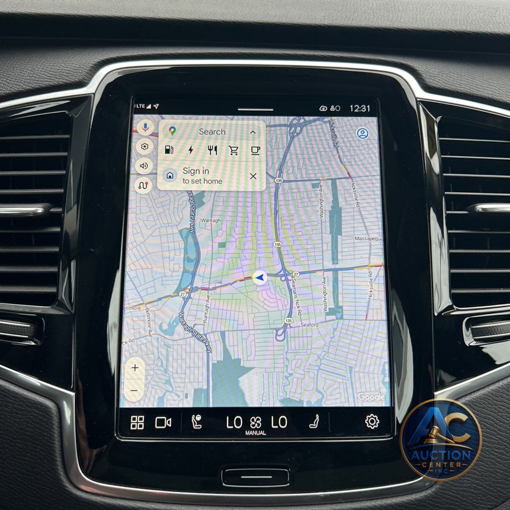 2024 Volvo XC90 T8 - Plus PHEV