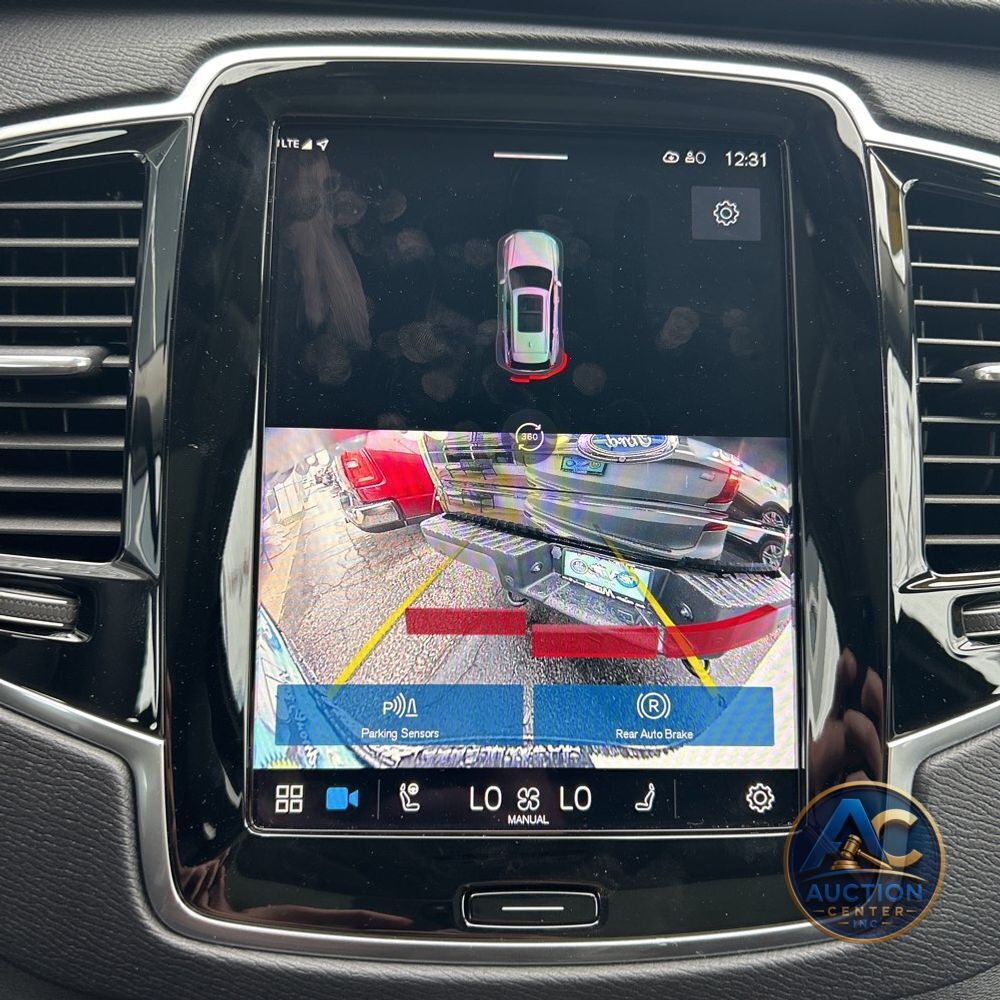 2024 Volvo XC90 T8 - Plus PHEV