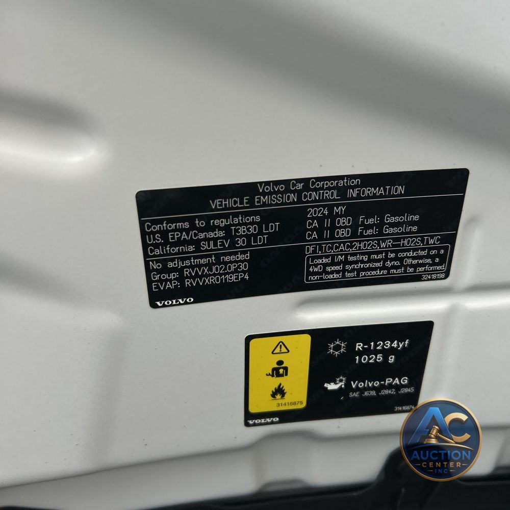 2024 Volvo XC90 T8 - Plus PHEV