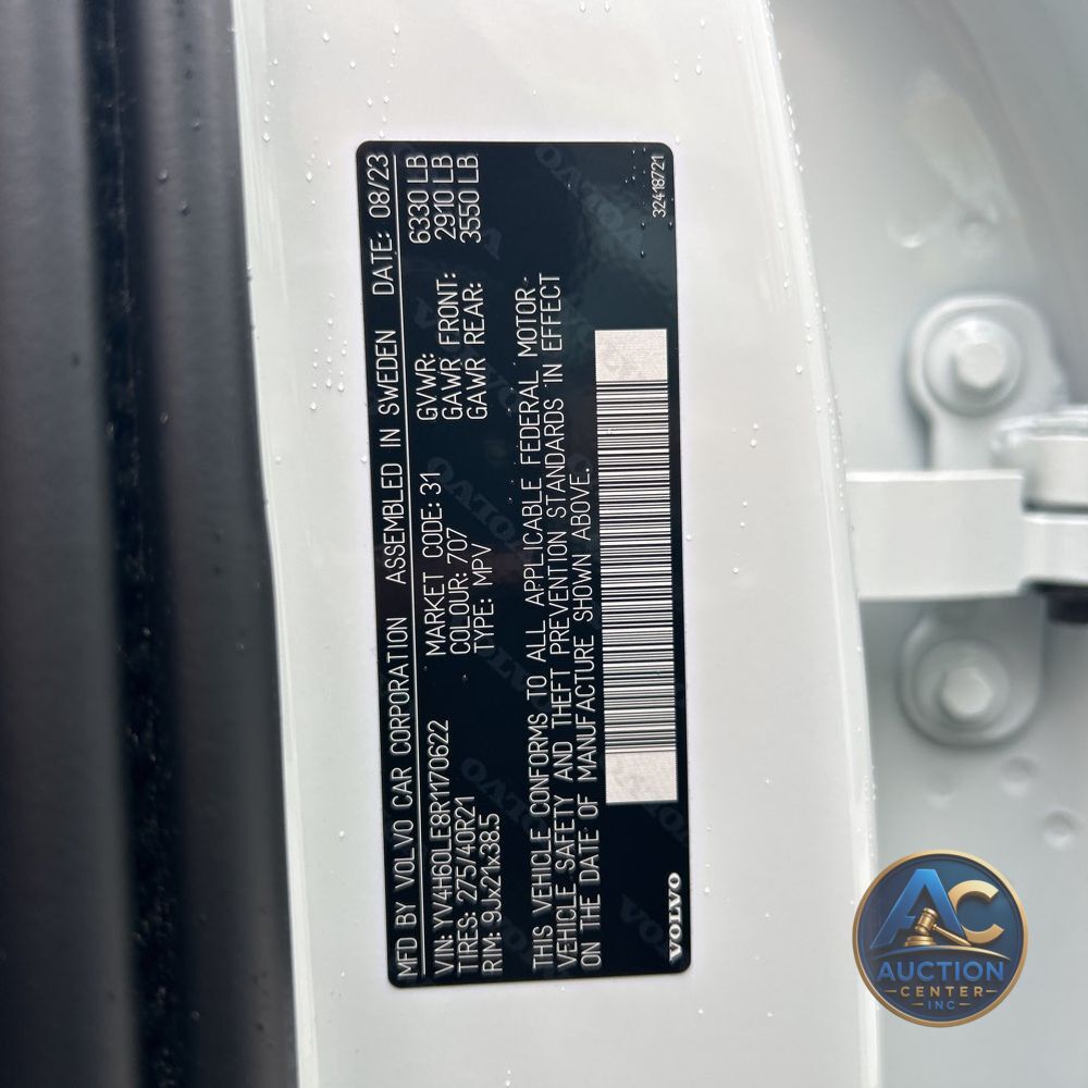 2024 Volvo XC90 T8 - Plus PHEV