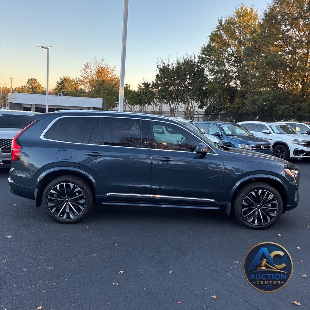 2025 Volvo XC90 T8 - Ultra PHEV