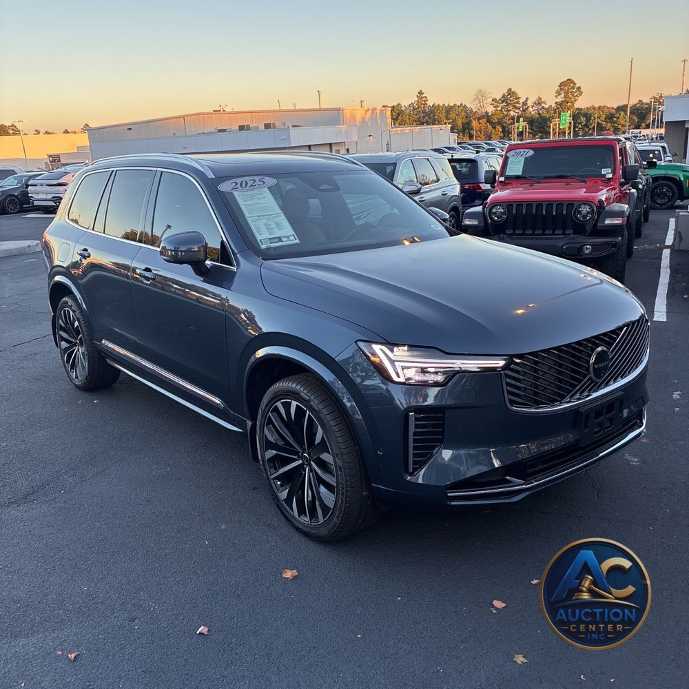 2025 Volvo XC90 T8 - Ultra PHEV