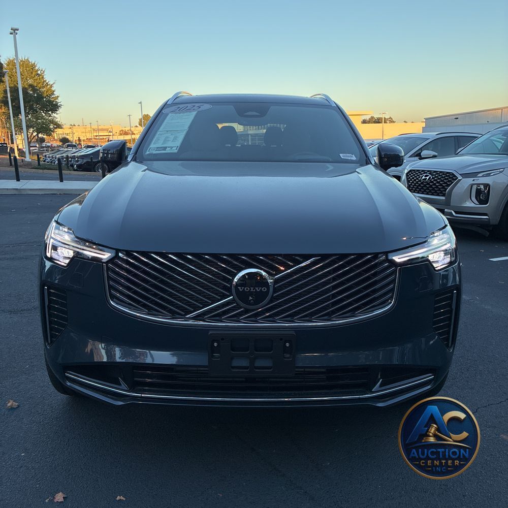 2025 Volvo XC90 T8 - Ultra PHEV