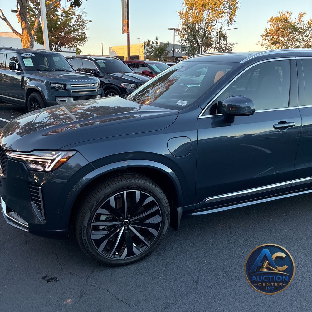 2025 Volvo XC90 T8 - Ultra PHEV