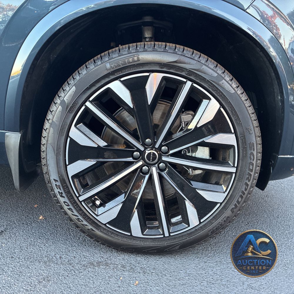 2025 Volvo XC90 T8 - Ultra PHEV