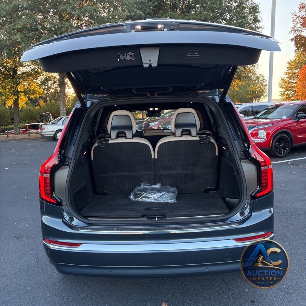 2025 Volvo XC90 T8 - Ultra PHEV