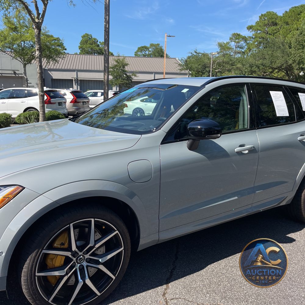 2025 Volvo XC60 T8 - Polestar PHEV