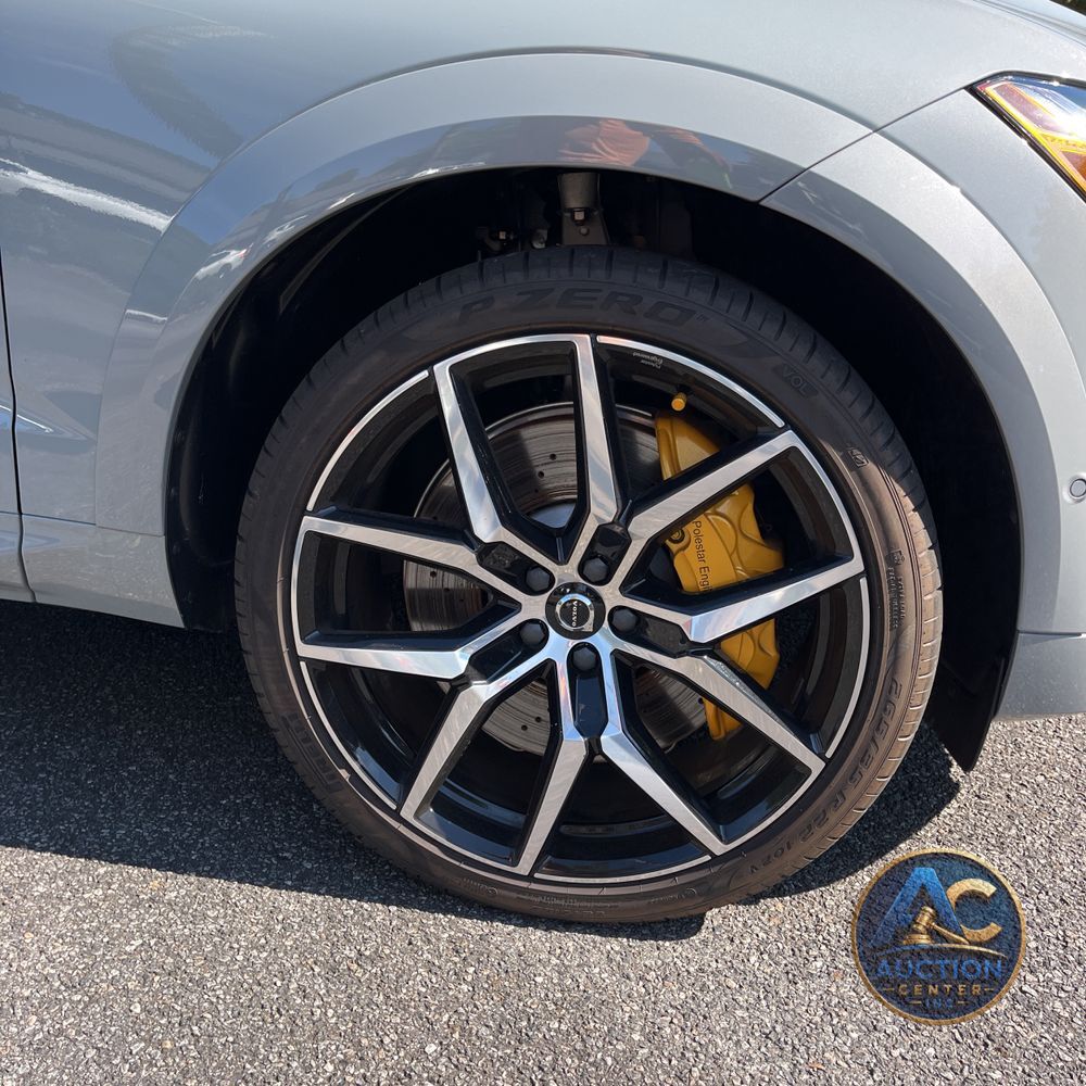 2025 Volvo XC60 T8 - Polestar PHEV