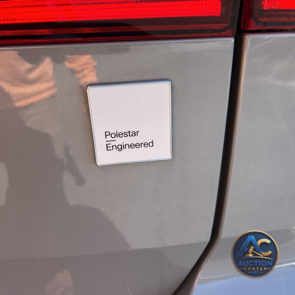 2025 Volvo XC60 T8 - Polestar PHEV