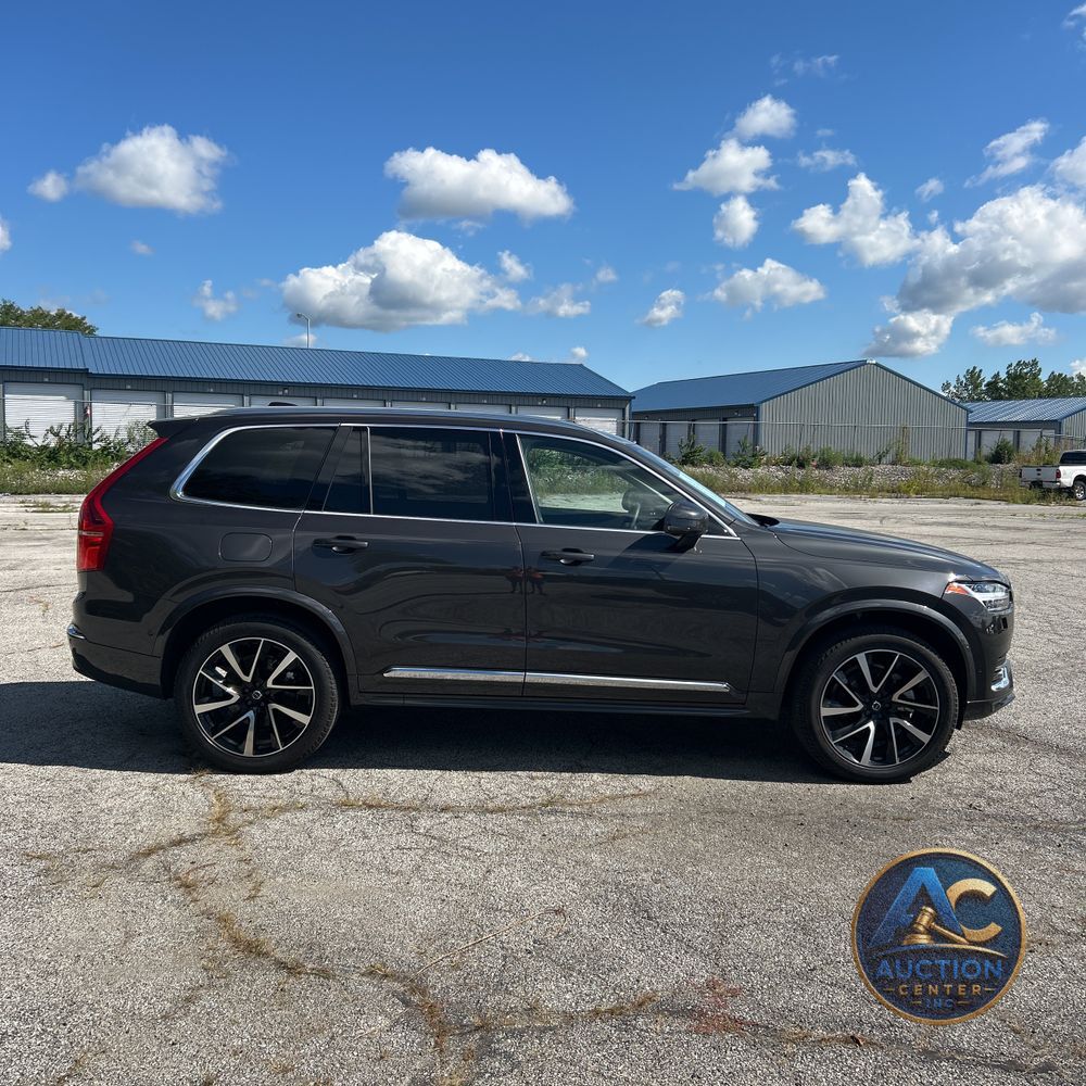 2024 Volvo XC90 B5 - Plus