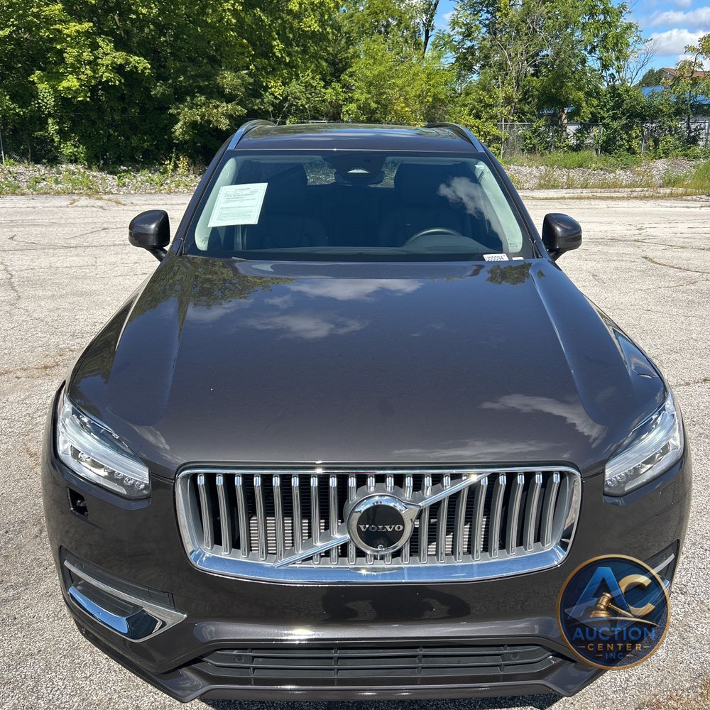 2024 Volvo XC90 B5 - Plus