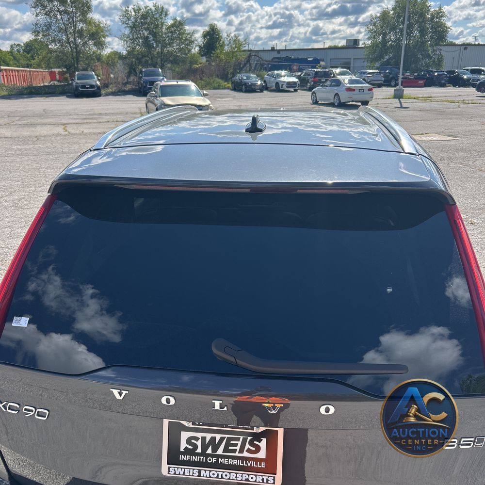 2024 Volvo XC90 B5 - Plus