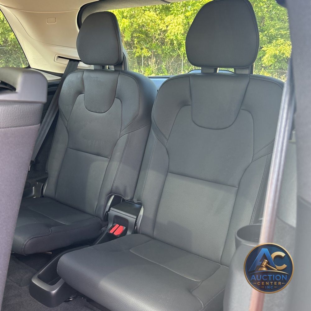 2024 Volvo XC90 B5 - Plus