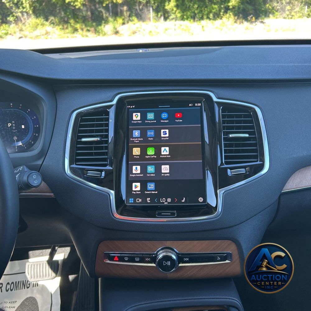 2024 Volvo XC90 B5 - Plus