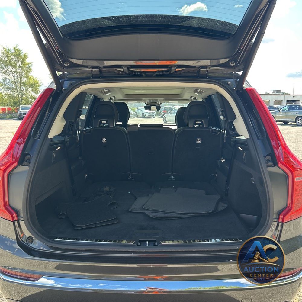 2024 Volvo XC90 B5 - Plus