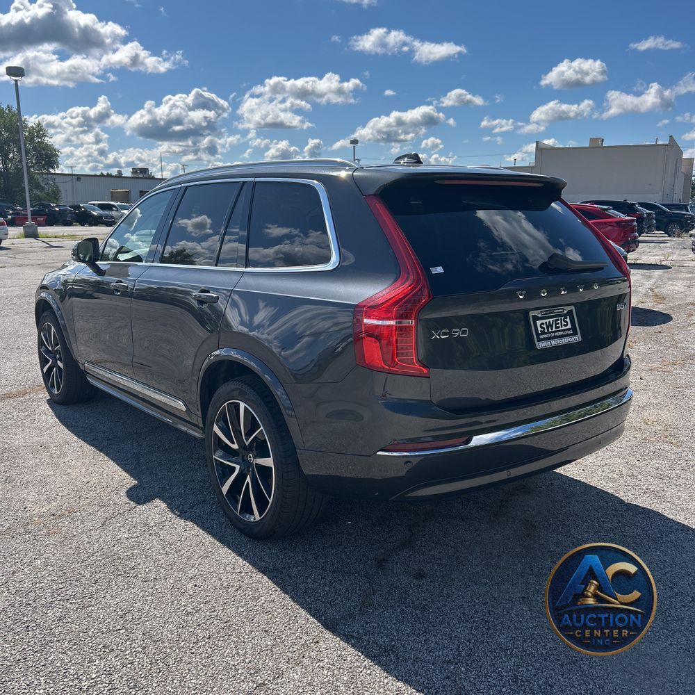 2024 Volvo XC90 B5 - Plus