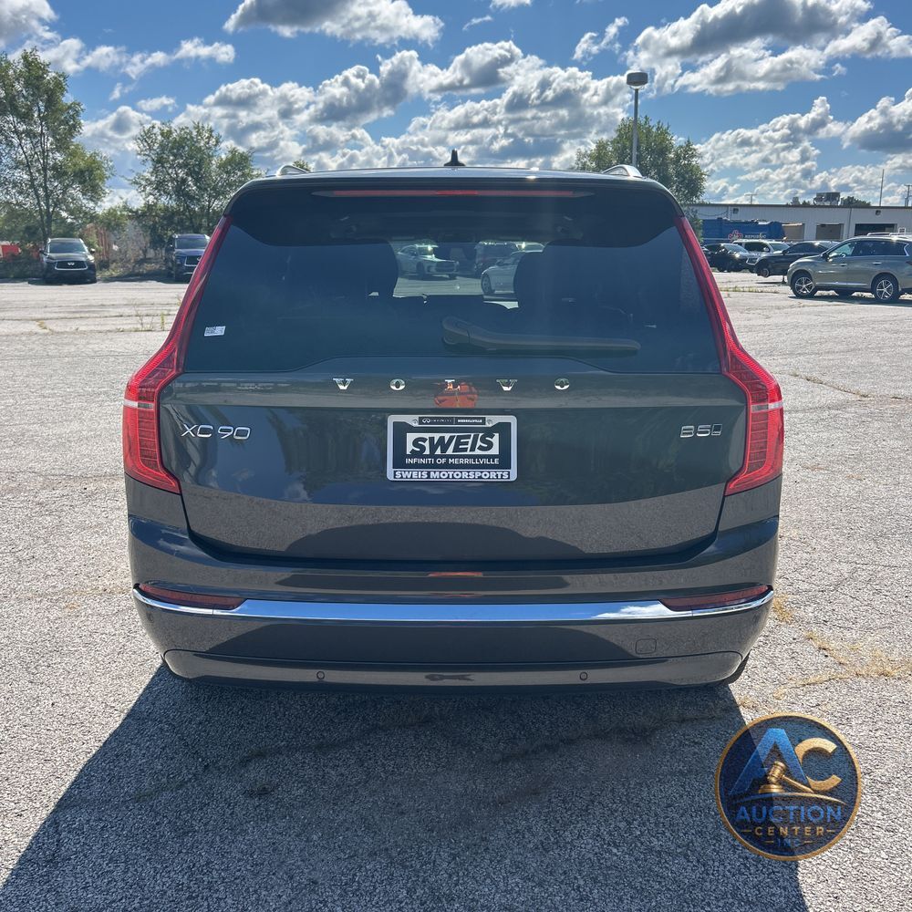 2024 Volvo XC90 B5 - Plus