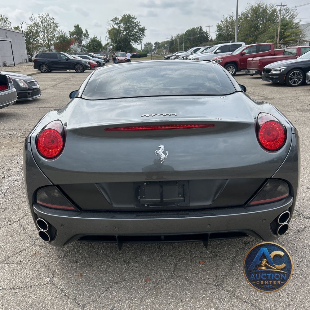 2010 Ferrari California