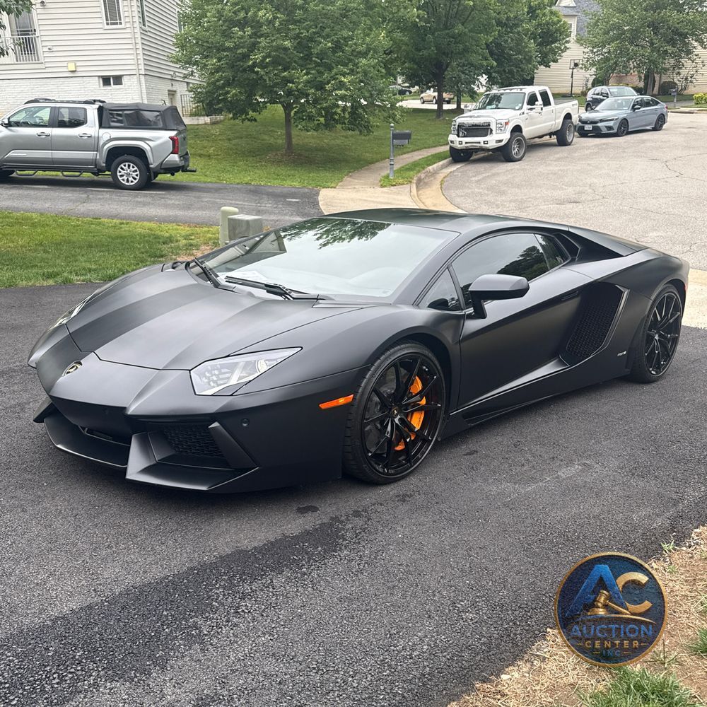 2013 Lamborghini Aventador LP 700-4