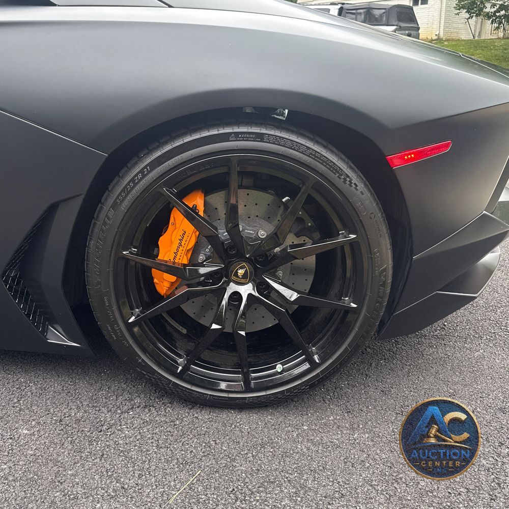 2013 Lamborghini Aventador LP 700-4