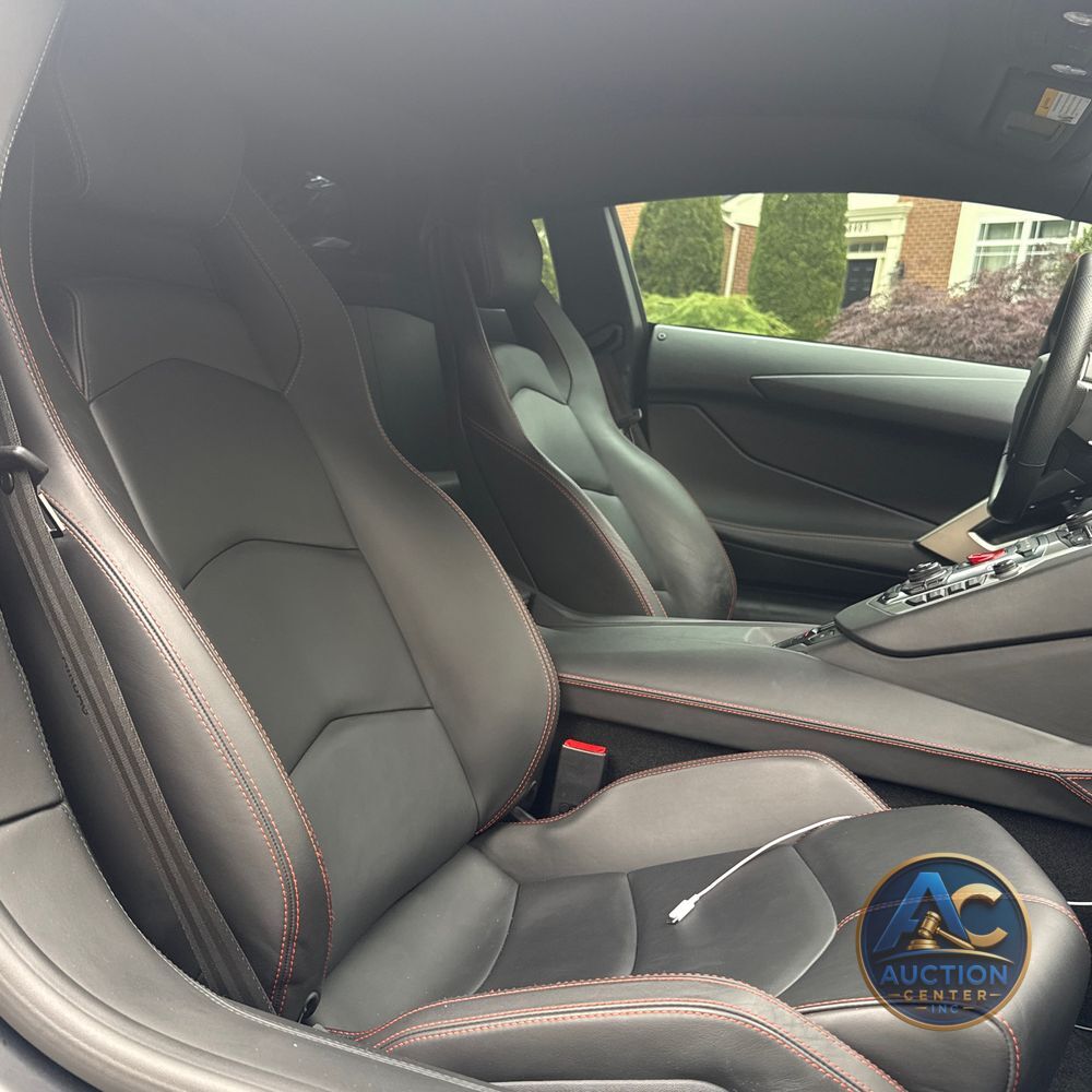 2013 Lamborghini Aventador LP 700-4