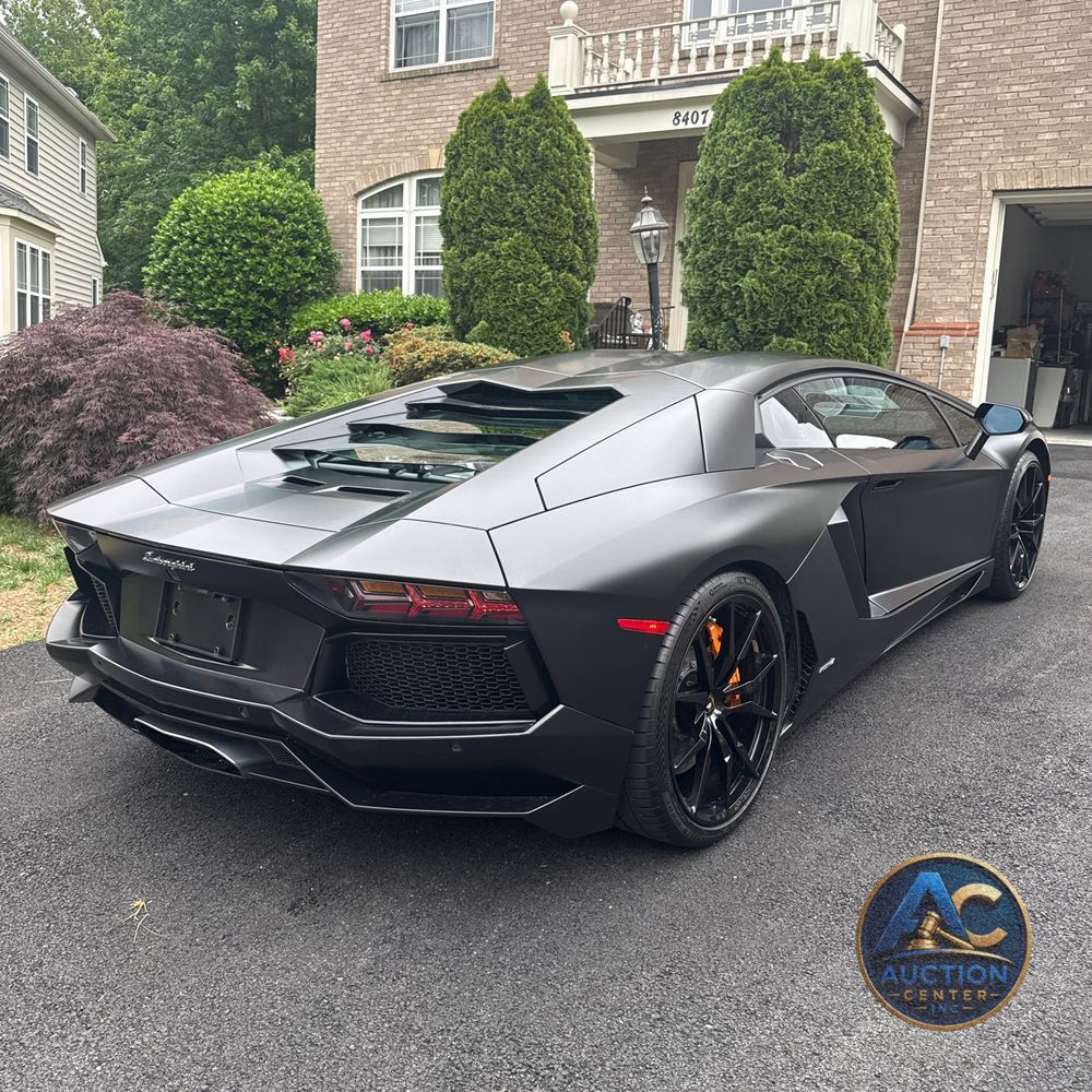 2013 Lamborghini Aventador LP 700-4